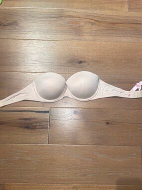 Victoria Secret Strapless Bra